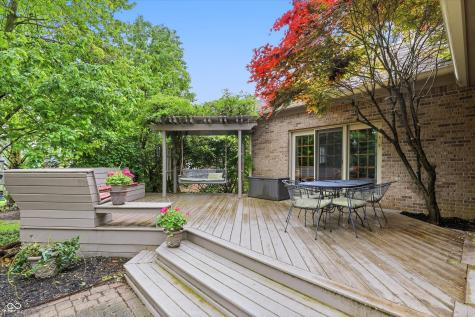 4302 W Woodbridge Lane New Palestine IN 46163