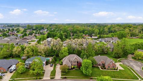 4302 W Woodbridge Lane New Palestine IN 46163