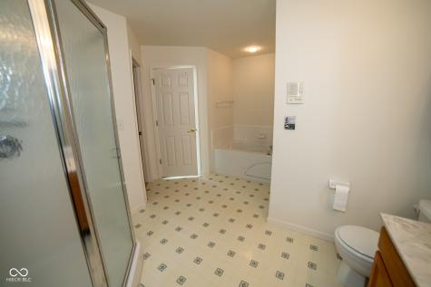 10762 Galant Fox Court Indianapolis IN 46234