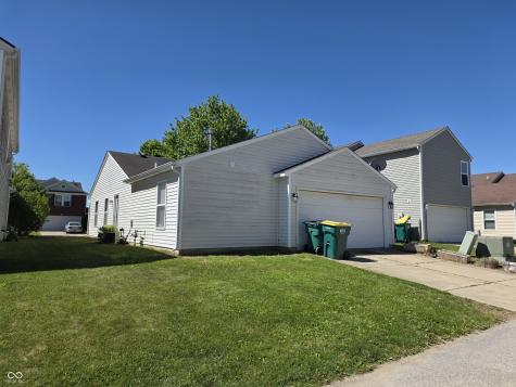 942 Brookstone Drive Franklin IN 46131