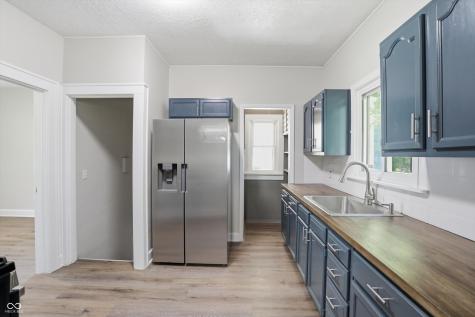 5008 E Raymond Street Indianapolis IN 46203