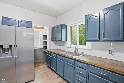 5008 E Raymond Street Indianapolis IN 46203
