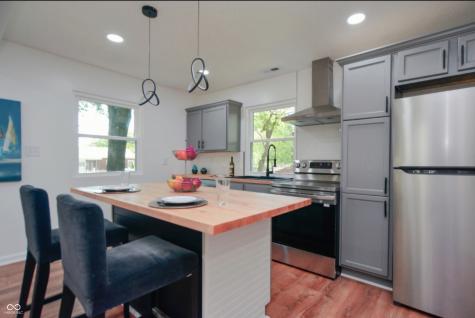 24 S Galeston Avenue Indianapolis IN 46229
