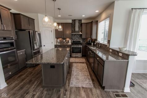 2382 Silver Rose Drive Avon IN 46123