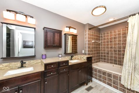 7783 Carly Place Fishers IN 46038
