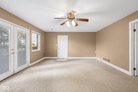 3660 E 300 S Columbus IN 47201