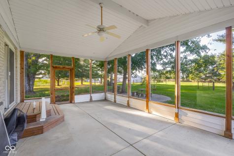 3660 E 300 S Columbus IN 47201