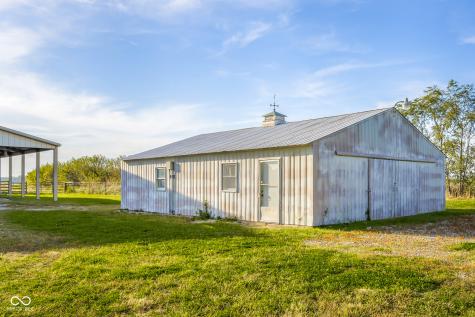 3660 E 300 S Columbus IN 47201