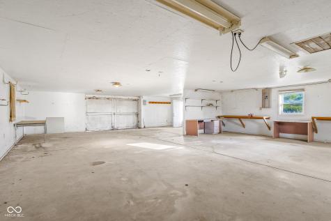 3660 E 300 S Columbus IN 47201