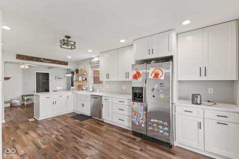 8109 Laura Lynne Lane Indianapolis IN 46217