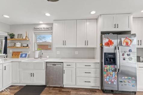 8109 Laura Lynne Lane Indianapolis IN 46217