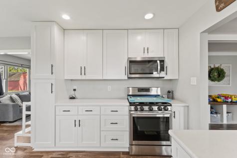 8109 Laura Lynne Lane Indianapolis IN 46217