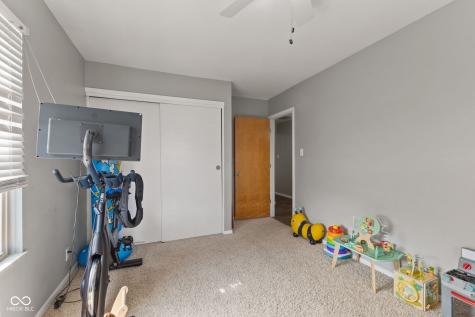 8109 Laura Lynne Lane Indianapolis IN 46217