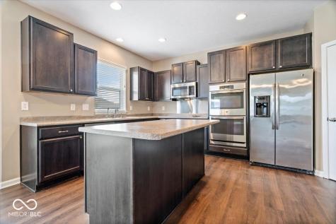 4819 White Marlin Drive Indianapolis IN 46239