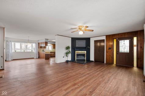 4731 W 1200 North Knightstown IN 46148