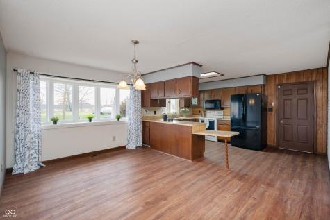 4731 W 1200 North Knightstown IN 46148