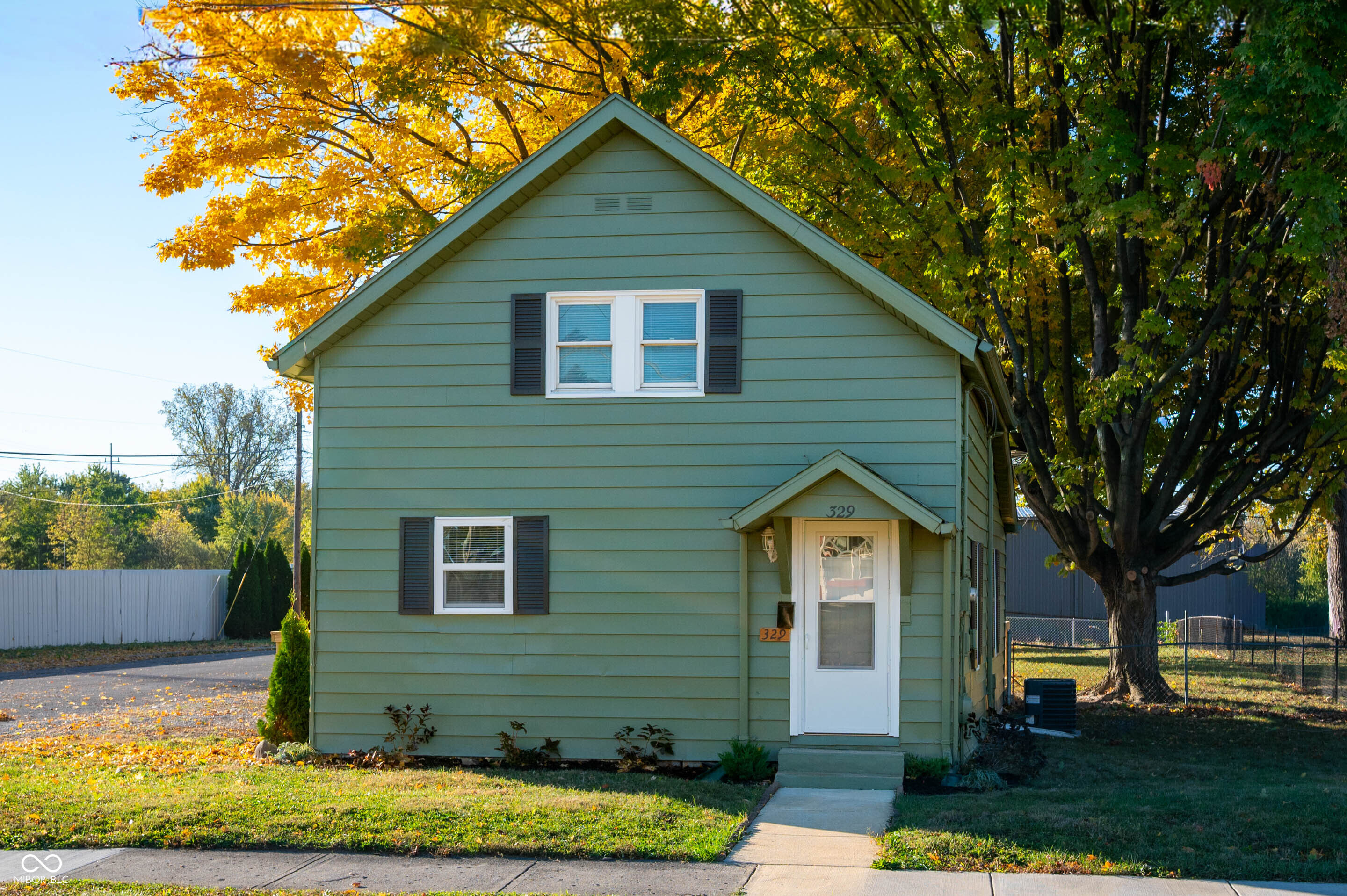 329 E 31st Street Anderson IN 46016