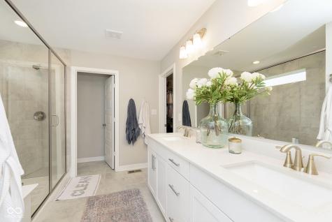 16494 Bigstone Drive Fishers IN 46040