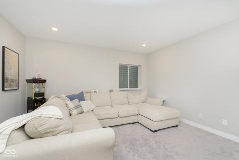 16494 Bigstone Drive Fishers IN 46040