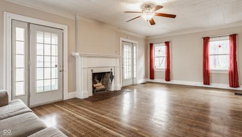 325 E 37th Street Indianapolis IN 46205
