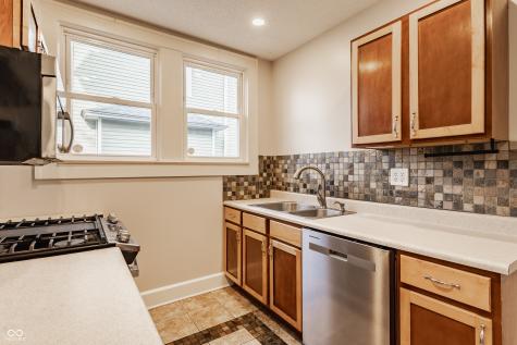 325 E 37th Street Indianapolis IN 46205