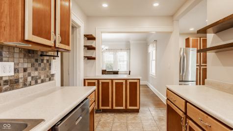 325 E 37th Street Indianapolis IN 46205
