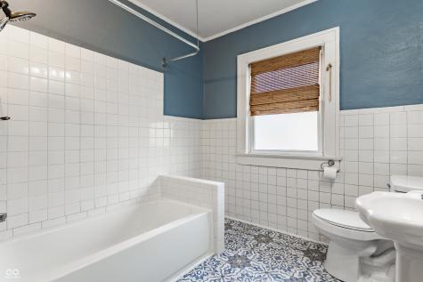 325 E 37th Street Indianapolis IN 46205