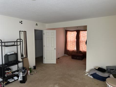2560 Cabin Hill Road Indianapolis IN 46229