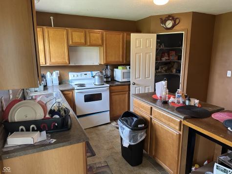 2560 Cabin Hill Road Indianapolis IN 46229