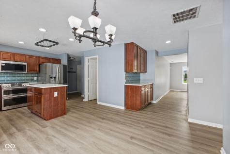 6446 Bonneville Drive Indianapolis IN 46237