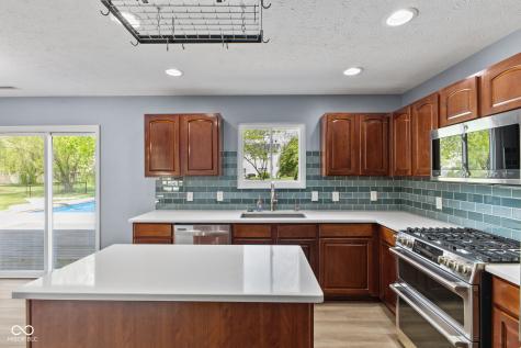 6446 Bonneville Drive Indianapolis IN 46237