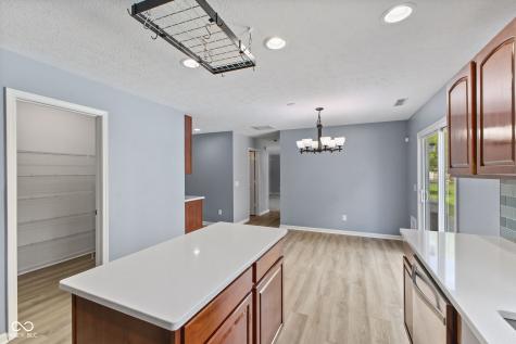 6446 Bonneville Drive Indianapolis IN 46237