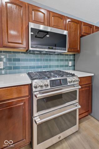 6446 Bonneville Drive Indianapolis IN 46237