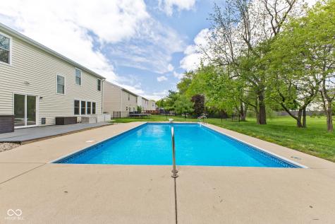 6446 Bonneville Drive Indianapolis IN 46237