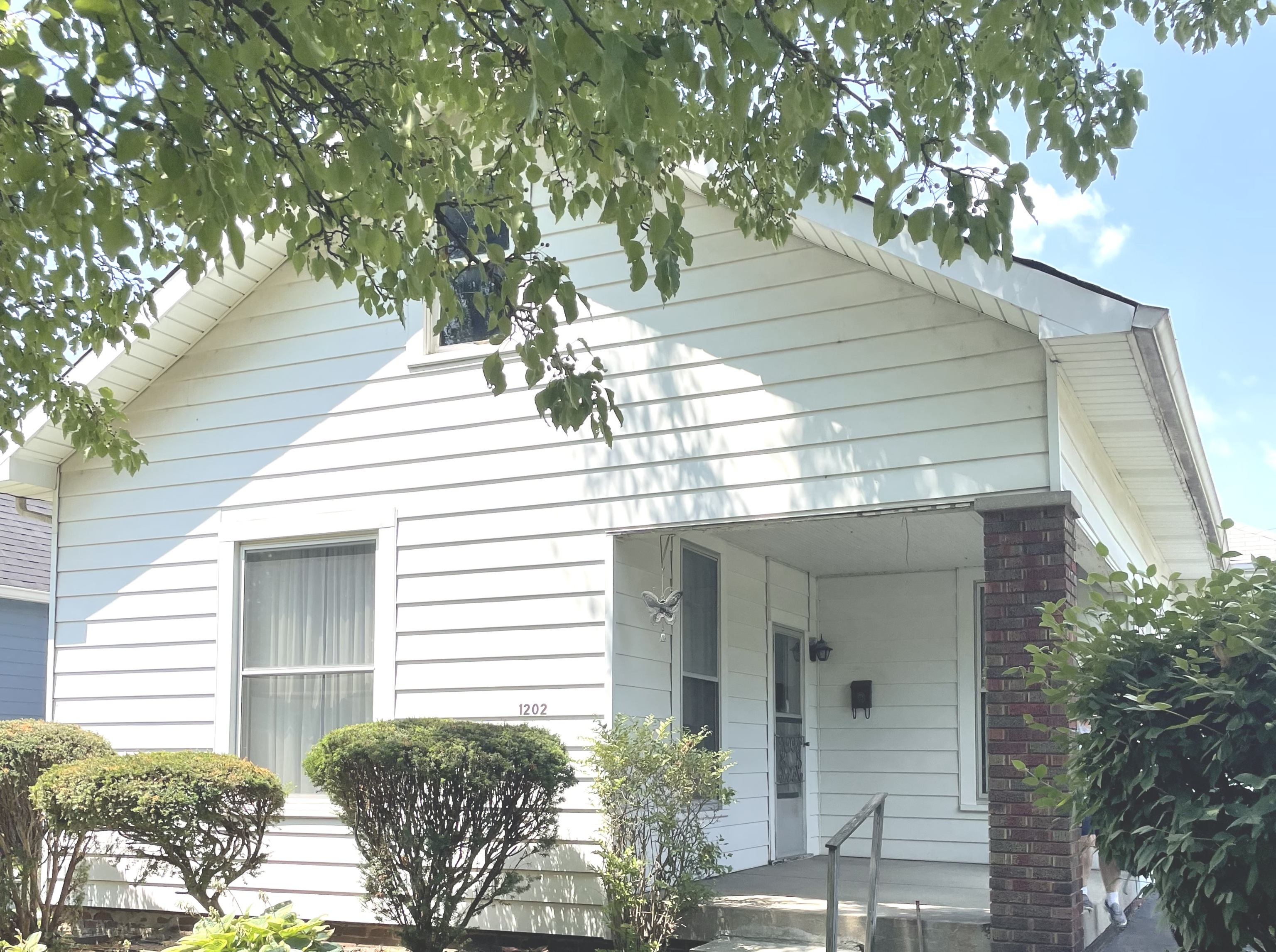 1202 Dawson Street Indianapolis IN 46203