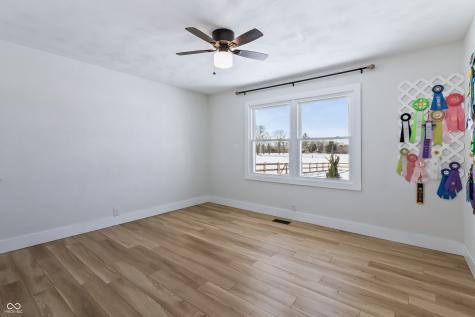 10274 S 400 W Pendleton IN 46064