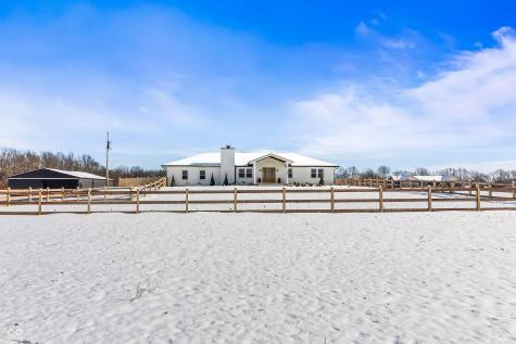10274 S 400 W Pendleton IN 46064