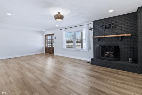 10274 S 400 W Pendleton IN 46064