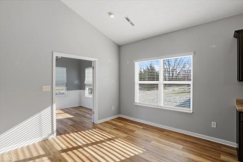 121 Halldale Drive Whiteland IN 46184