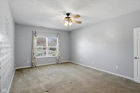 121 Halldale Drive Whiteland IN 46184