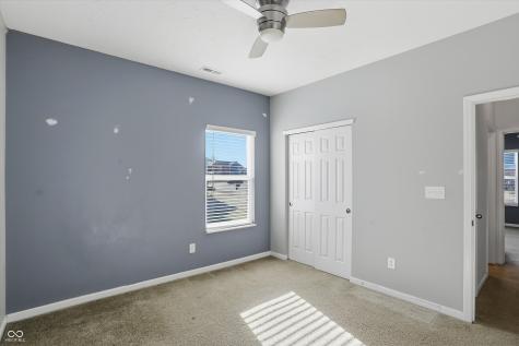 121 Halldale Drive Whiteland IN 46184