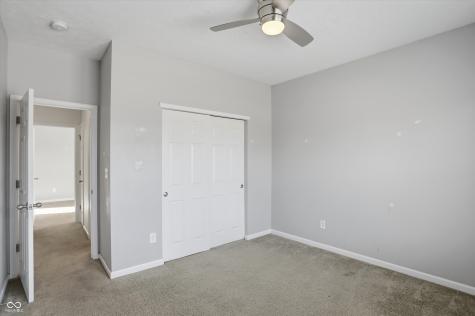 121 Halldale Drive Whiteland IN 46184