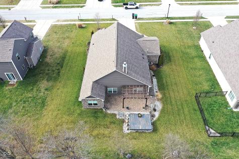 121 Halldale Drive Whiteland IN 46184
