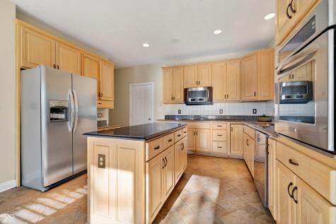 12244 Bayhill Drive Carmel IN 46033