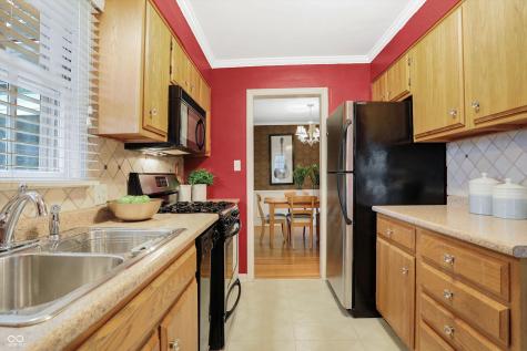 5930 Crestview Avenue Indianapolis IN 46220