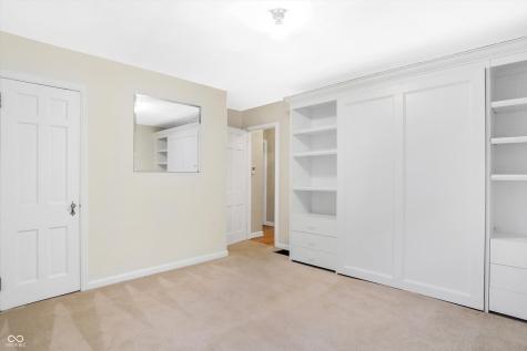5930 Crestview Avenue Indianapolis IN 46220