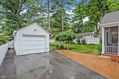 5930 Crestview Avenue Indianapolis IN 46220