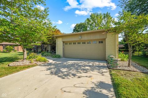 613 Grand Mesa Court Indianapolis IN 46217
