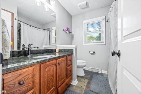 613 Grand Mesa Court Indianapolis IN 46217