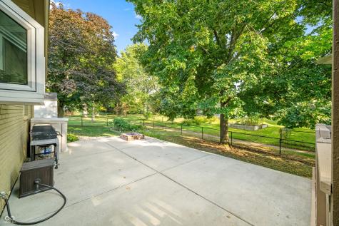 613 Grand Mesa Court Indianapolis IN 46217